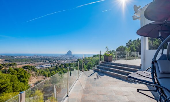 Resale - Villa - Calpe
