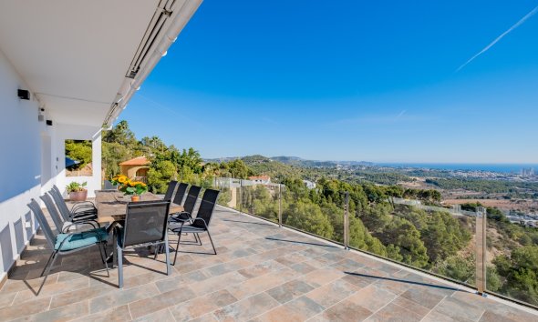 Resale - Villa - Calpe