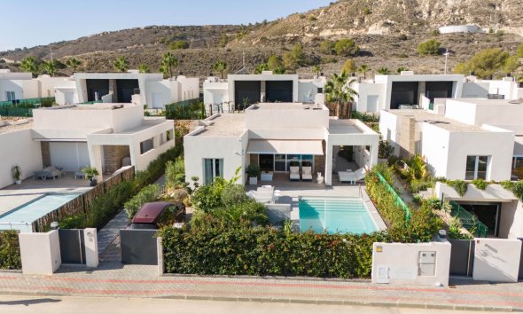 Reventa - Villa - Algorfa - La Finca Golf