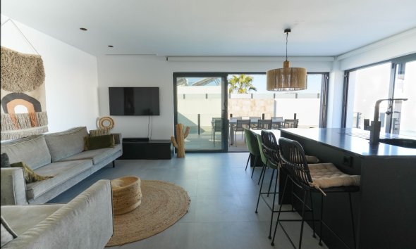 Resale - Villa - Benijofar