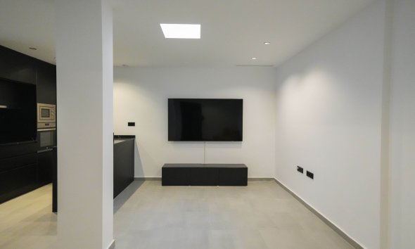 Resale - Villa - Benijofar