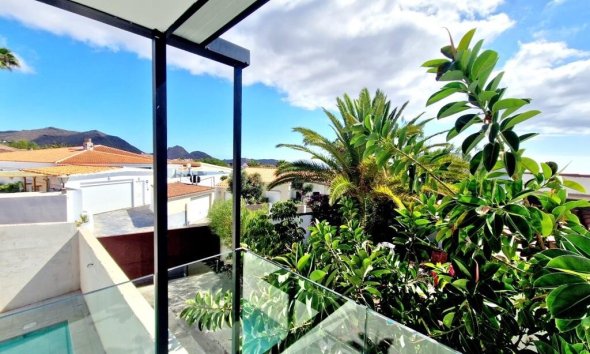 Resale - Villa - Chayofa - Chayofa Tenerife