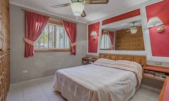Resale - Villa - Chayofa - Chayofa Tenerife