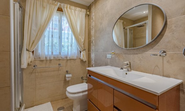 Resale - Villa - Chayofa - Chayofa Tenerife