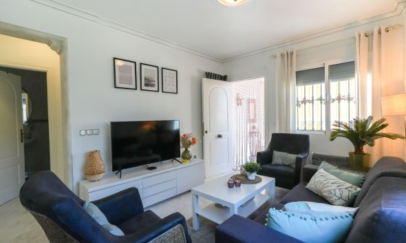 Resale - Villa - Ciudad Quesada - Rojales