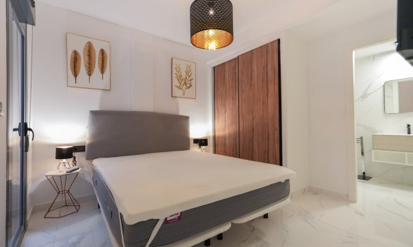 Resale - Apartment - Torrevieja