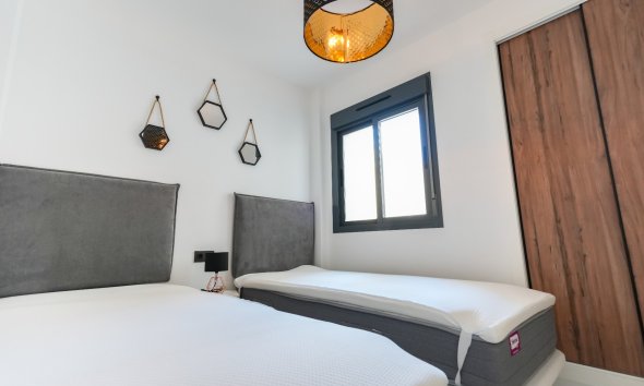 Resale - Apartment - Torrevieja