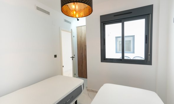 Resale - Apartment - Torrevieja