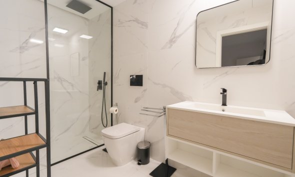 Resale - Apartment - Torrevieja