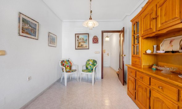 Resale - Apartment - Torrevieja - Centro