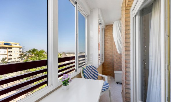 Resale - Apartment - Torrevieja - Centro