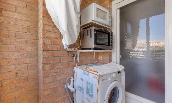 Resale - Apartment - Torrevieja - Centro