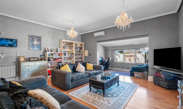 Resale - Estate / Farm / Plot - Almoradí - Las Heredades