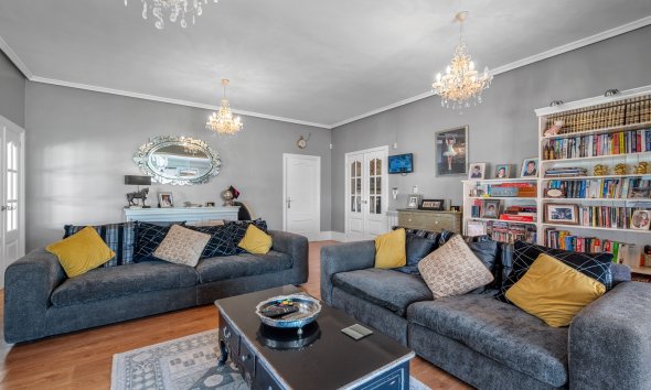 Resale - Estate / Farm / Plot - Almoradí - Las Heredades