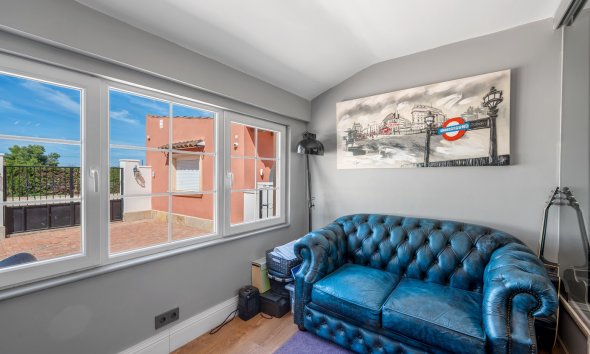 Resale - Estate / Farm / Plot - Almoradí - Las Heredades