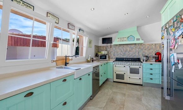 Resale - Estate / Farm / Plot - Almoradí - Las Heredades