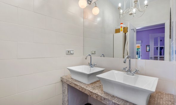 Resale - Estate / Farm / Plot - Almoradí - Las Heredades