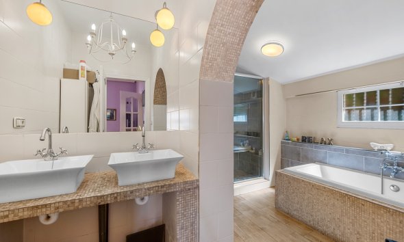 Resale - Estate / Farm / Plot - Almoradí - Las Heredades