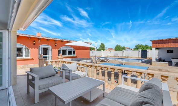 Resale - Estate / Farm / Plot - Almoradí - Las Heredades