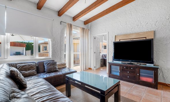 Resale - Estate / Farm / Plot - Almoradí - Las Heredades