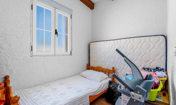 Resale - Estate / Farm / Plot - Almoradí - Las Heredades