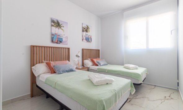 Resale - Apartment - Orihuela Costa - Los Almendros-La Florida
