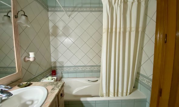 Resale - Apartment - Torrevieja - Playa del Cura