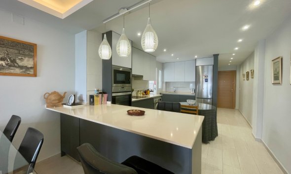 Resale - Apartment - Torrevieja - Playa del Cura