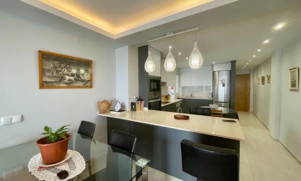 Resale - Apartment - Torrevieja - Playa del Cura