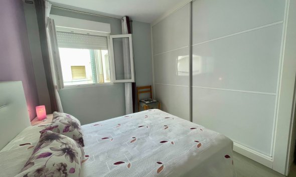 Resale - Apartment - Torrevieja - Playa del Cura
