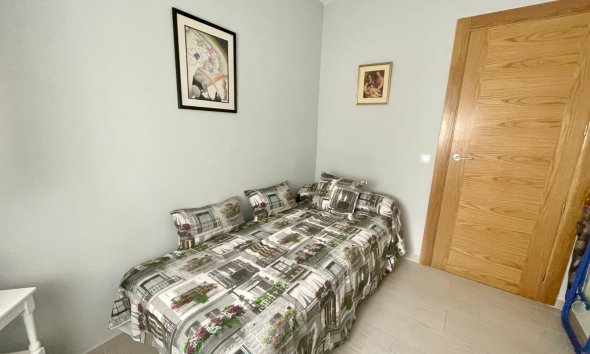 Resale - Apartment - Torrevieja - Playa del Cura