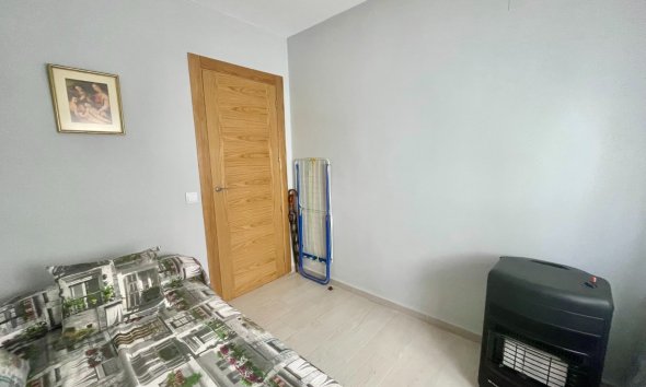 Resale - Apartment - Torrevieja - Playa del Cura