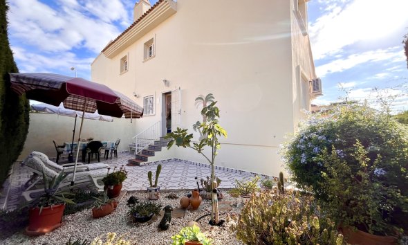 Resale - Apartment - Orihuela Costa - Playa Flamenca