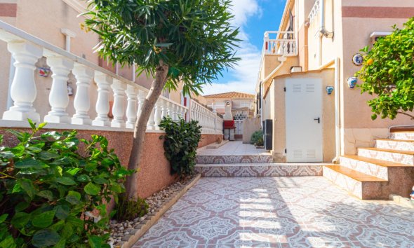 Resale - Terraced house / Townhouse - Orihuela Costa - Cabo Roig
