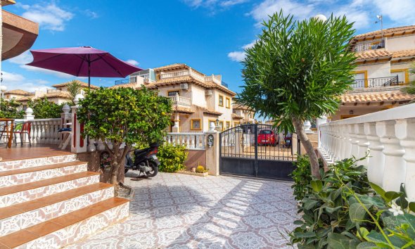 Resale - Terraced house / Townhouse - Orihuela Costa - Cabo Roig