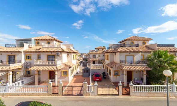 Resale - Terraced house / Townhouse - Orihuela Costa - Cabo Roig