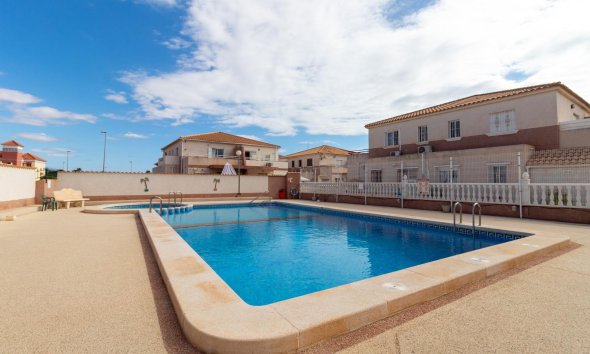 Resale - Terraced house / Townhouse - Orihuela Costa - Cabo Roig