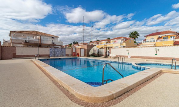 Resale - Terraced house / Townhouse - Orihuela Costa - Cabo Roig