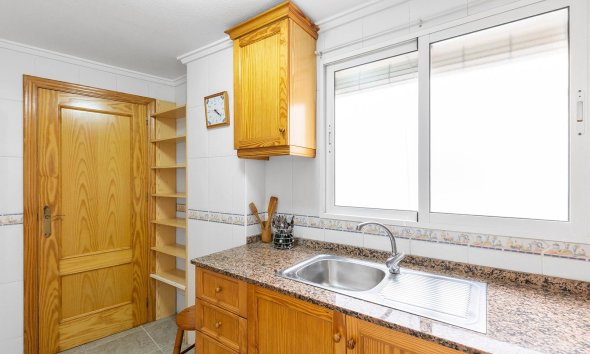 Resale - Apartment - Torrevieja - Centro