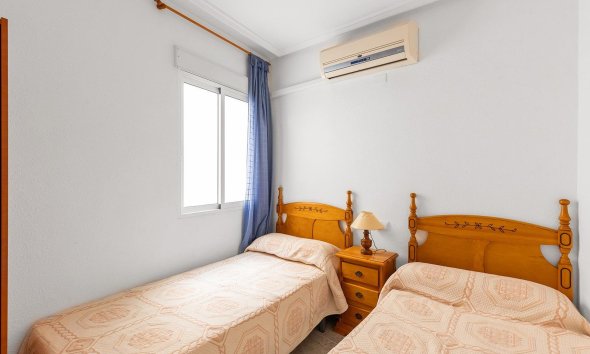 Resale - Apartment - Torrevieja - Centro