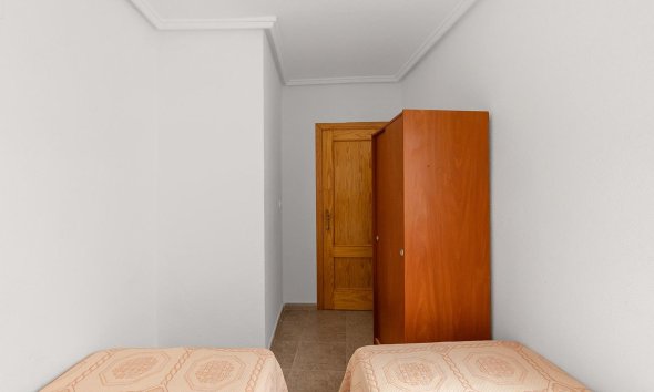 Resale - Apartment - Torrevieja - Centro