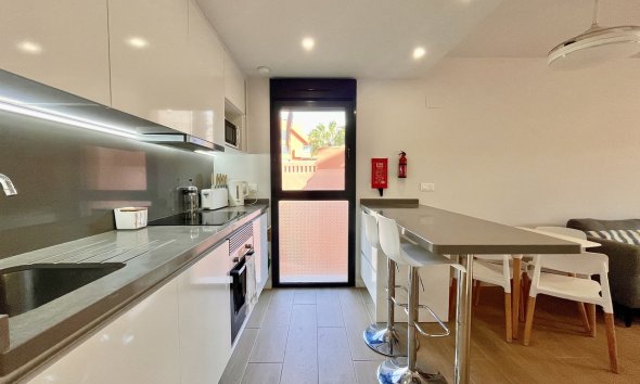 Resale - Apartment - Orihuela Costa - Villamartin