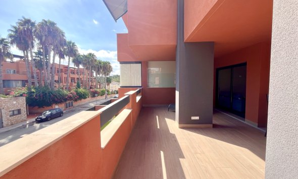 Resale - Apartment - Orihuela Costa - Villamartin