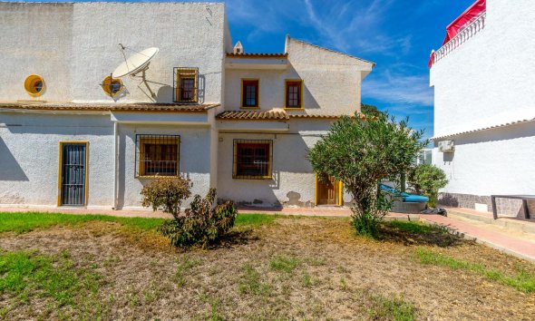 Reventa - Villa - Torrevieja - Los altos