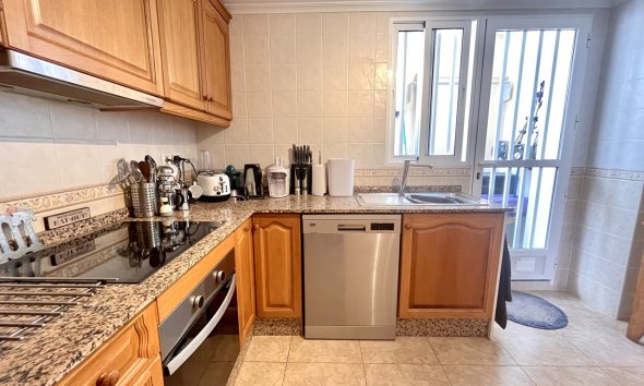 Resale - Terraced house / Townhouse - La Mata