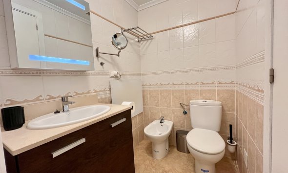 Resale - Terraced house / Townhouse - La Mata