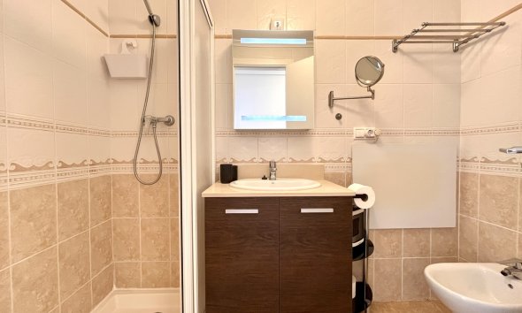 Resale - Terraced house / Townhouse - La Mata