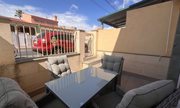 Resale - Terraced house / Townhouse - La Mata