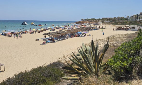 Resale - Bungalow - Orihuela Costa - Mil Palmeras