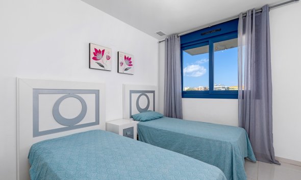 Resale - Apartment - Orihuela Costa - Punta Prima
